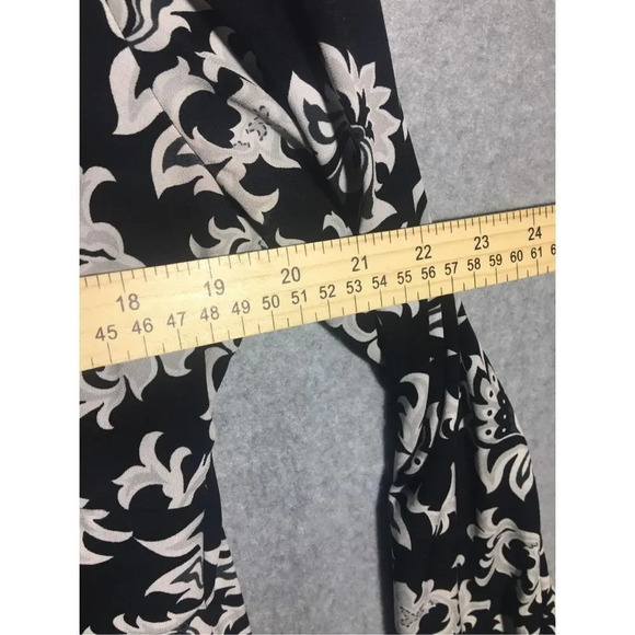 Womens Cato Blouse V Neck Modesty Panel Fake Wrap Top Paisley floral - Picture 6 of 7